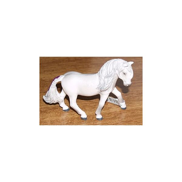 Zvířátko - Kobyla poníka islandského ****