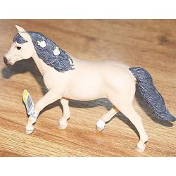 Zvířátko - kobyla Connemarská ****