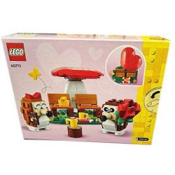 LEGO® Iconic 40711 Ježčí rande s piknikem    *****